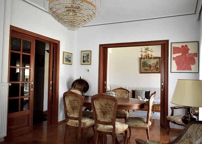 Κεντρικό Και Ευρύχωρο Οροφοδιαμέρισμα